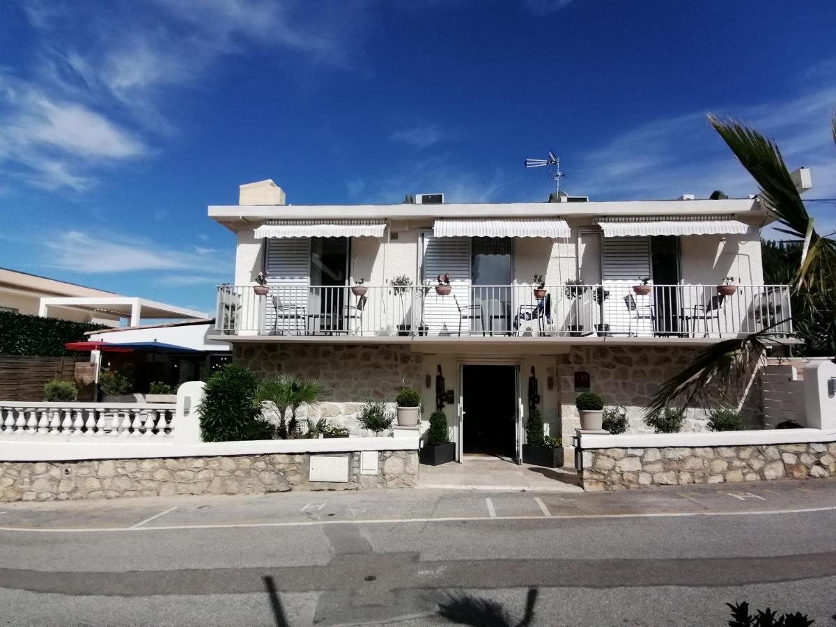 Hotel Miramar- Cap D'Antibes - La Garoupe Plage Exterior foto